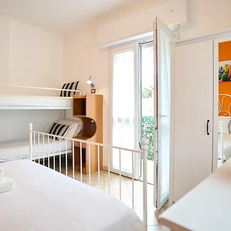 Centro Mare Di Marina Apartamento *