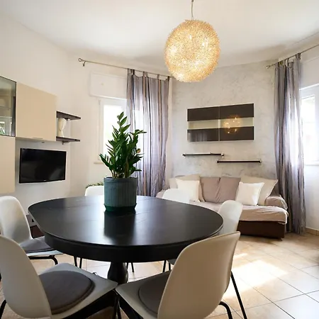 Centro Mare Di Marina Apartment *